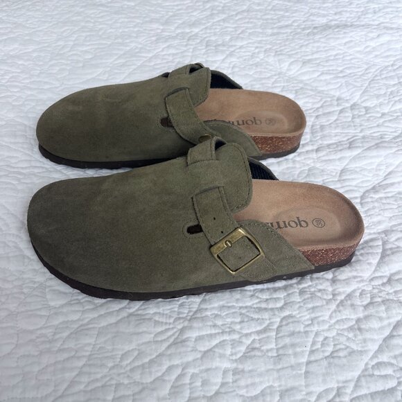 Slip-On Clogs-New Condition! - Picture 3 of 7